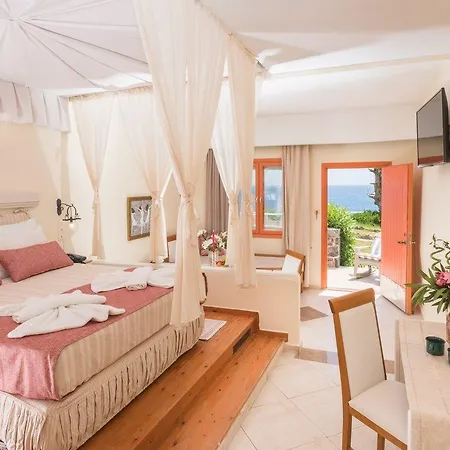 Kalypso Cretan Village & 4* 플라키아스
