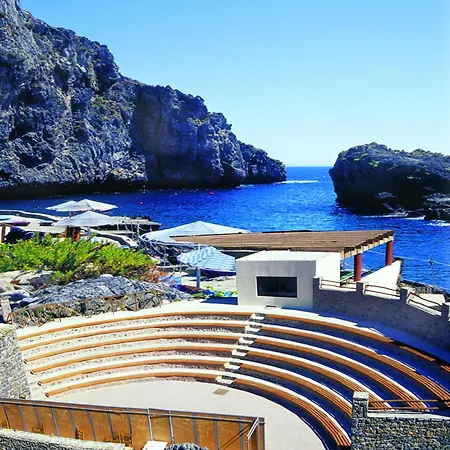 리조트 Kalypso Cretan Village & 4*