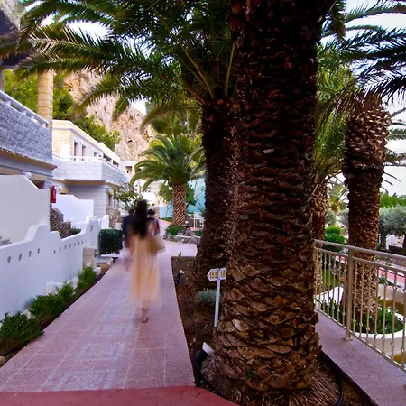 Kalypso Cretan Village & 4* 플라키아스